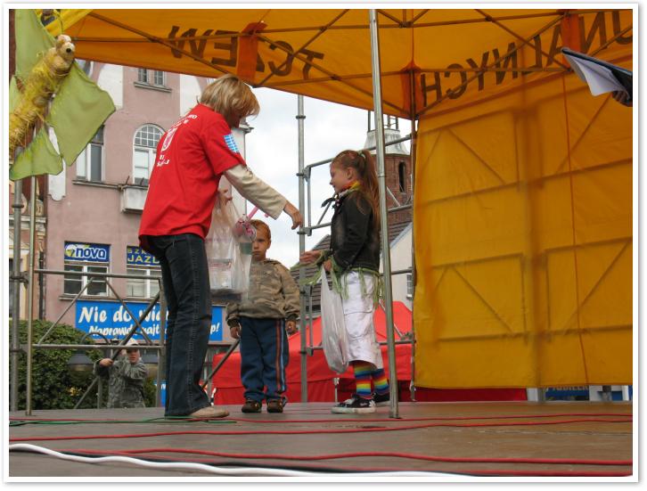 ...ktre z dum odbierali laureaci (jeden tego nie doczeka - nagroda nie przepadnie!).